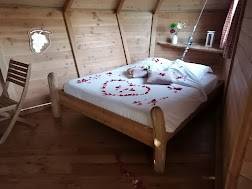 Hôtellerie Pompignac Les Cabanes de la Romaningue