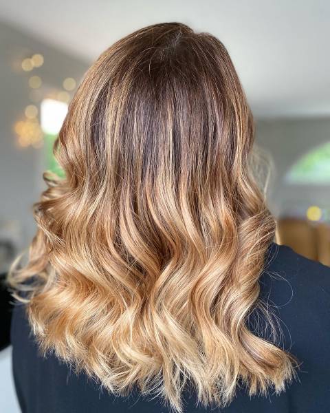 Meilleur coiffeur coloriste salon de coiffure privé sur Salleboeuf proche Camblanes et Meynac