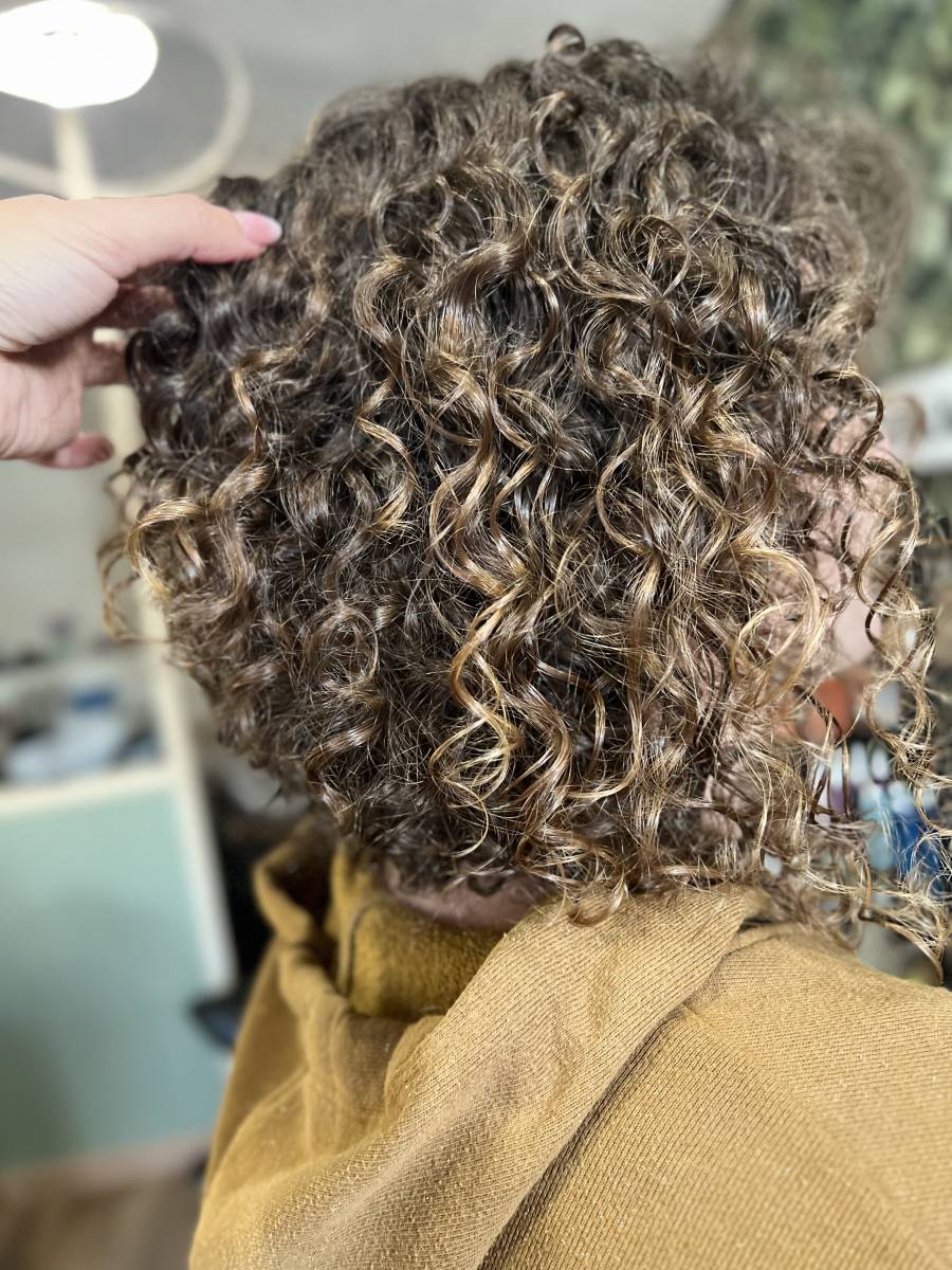 Coiffeur cheveux bouclés Salleboeuf 